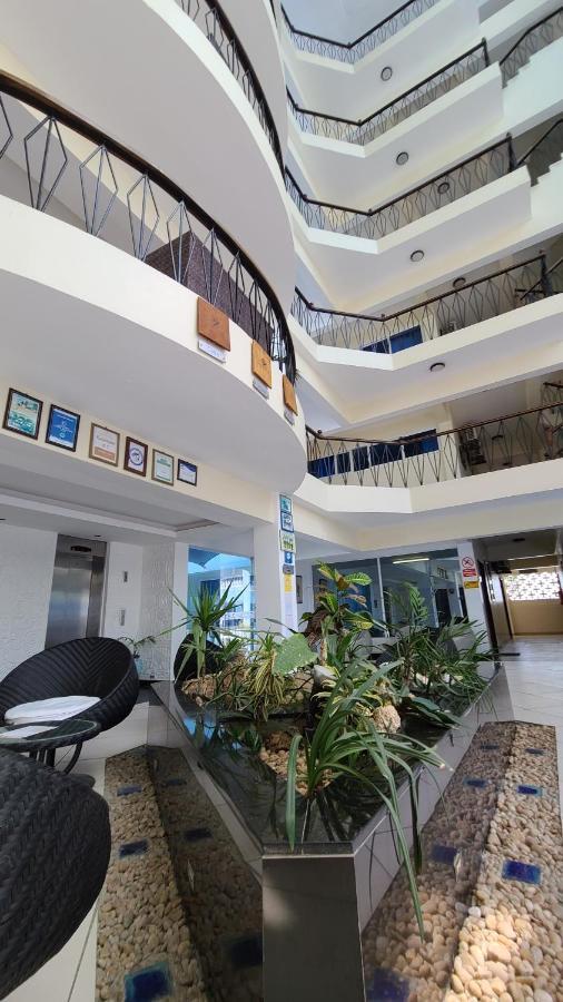 C3 Cowrie Shell Residences Mombasa Extérieur photo