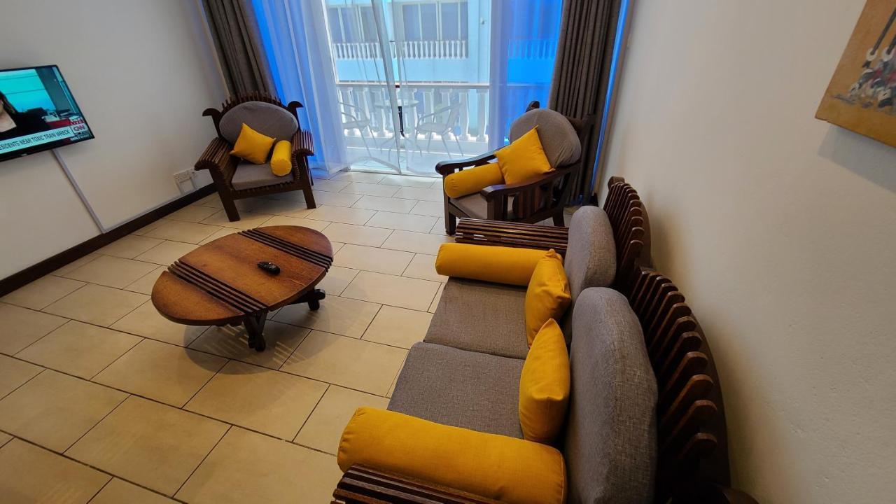 C3 Cowrie Shell Residences Mombasa Extérieur photo
